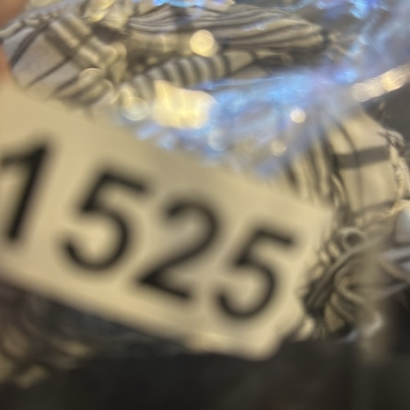 LOFT Off-Shoulder Plaid Blouse S Black White Crochet Lace Ruffle Hem Boho Top - Picture 6 of 8